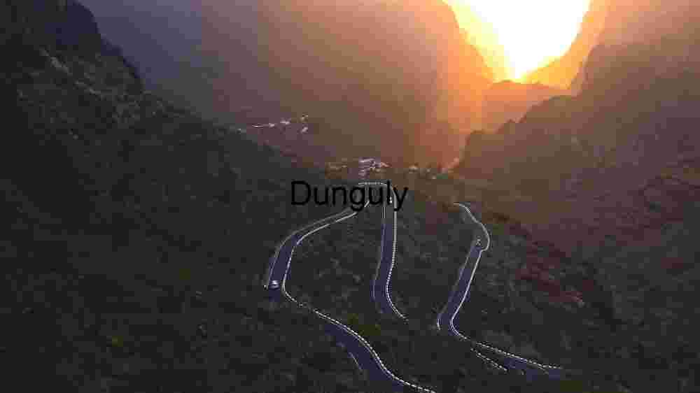 Sunrise on Serpentine Road