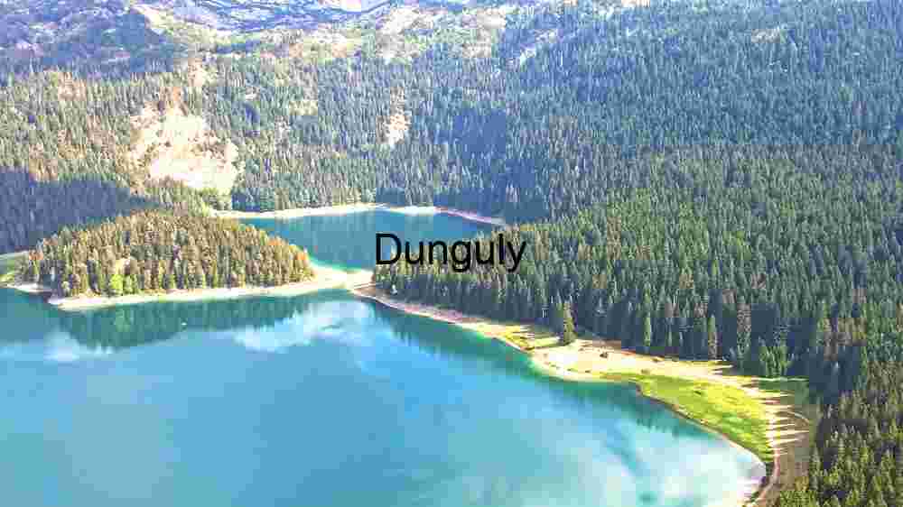 Beautiful Alpine Lake Amidst Rugged Peaks