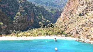 Serene Seaside Cove: A Hidden Paradise