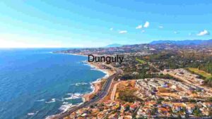 Coastal Elegance: Aerial View of a Scenic Seaside Town