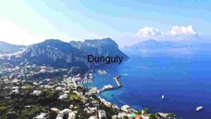 Coastal Elegance : Gaze upon the Serene Splendour of Capri Island