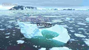 Arctic Serenity: Greenland's Icy Waterscape