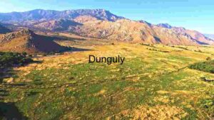 Majestic Mountain Range Overlooking a Verdant Valley