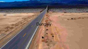 Desert Highwayinto the Horizon