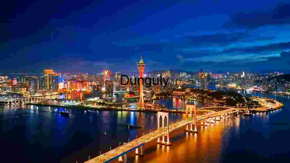 Cityscape at Twilight: A Panoramic View