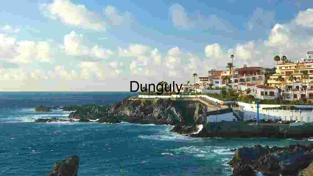 Coastal Cliffside Residences Overlooking the Ocean