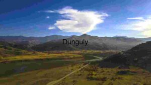 Serene Mountain Landscape Under a Clear Sky