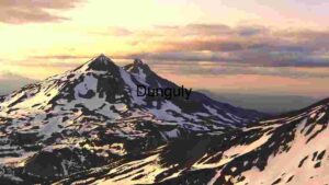 Majestic Mountain Peaks at Sunset