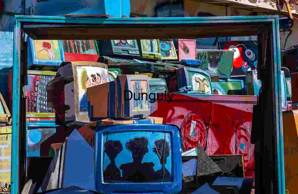 Broadcast Relics: Painted Screens in a Technological Graveyard