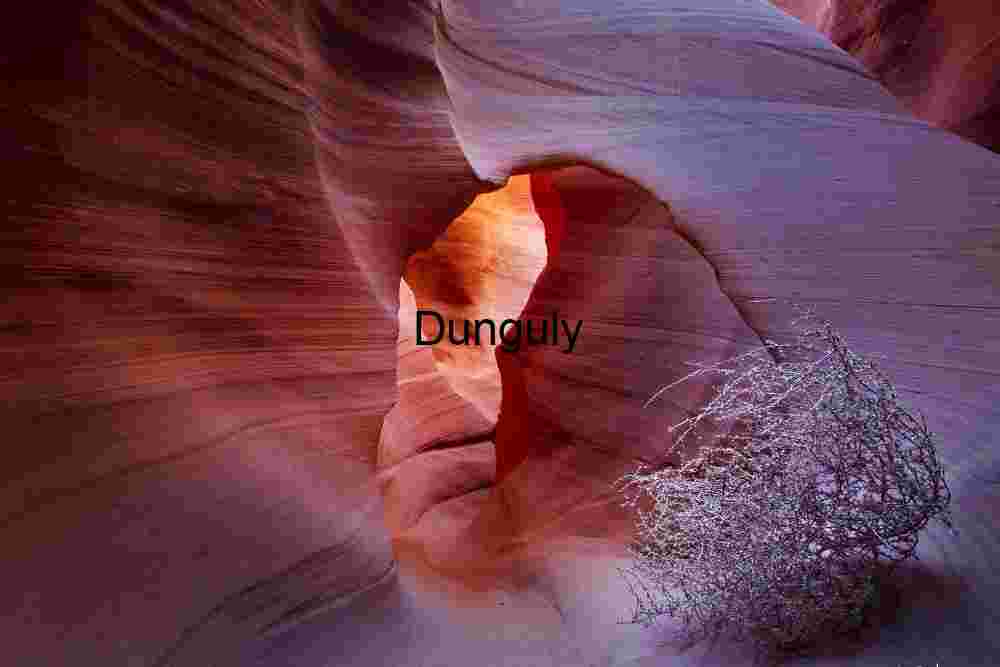 Antelope Canyon Slot Canyon Photography – Dramatic Light, Sandstone Textures & Desert Landscapes