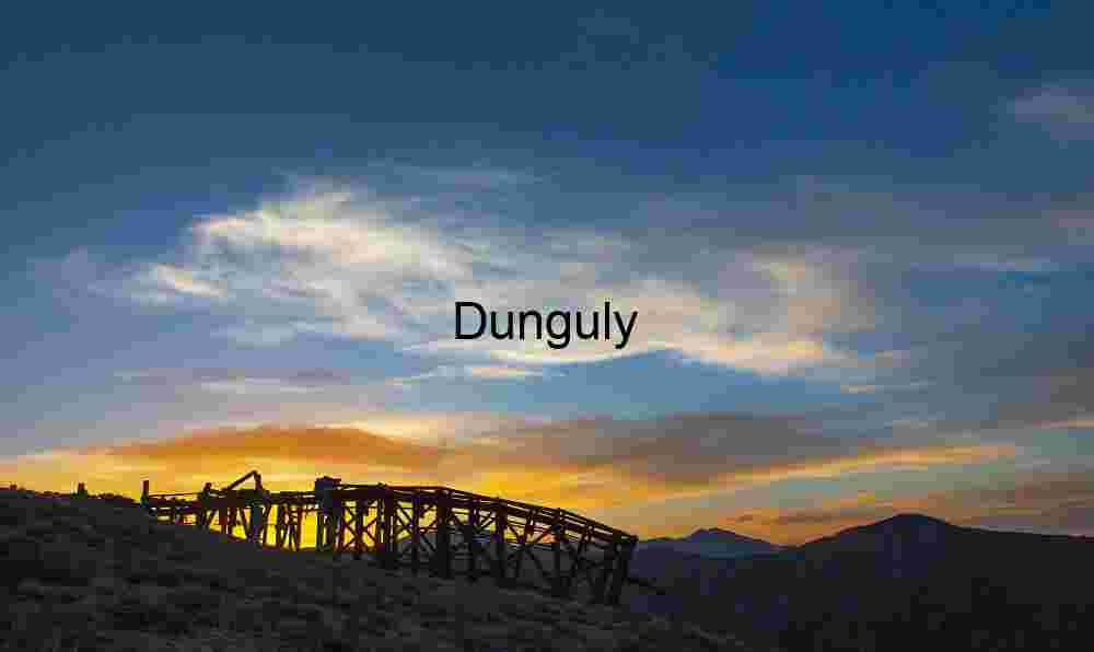 Historic Wooden Framework Overlooking Mountain Horizon