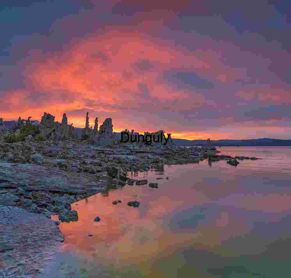 Radiant Dusk at Mono Lake: Tufa Towers Beneath a Painted Sky
