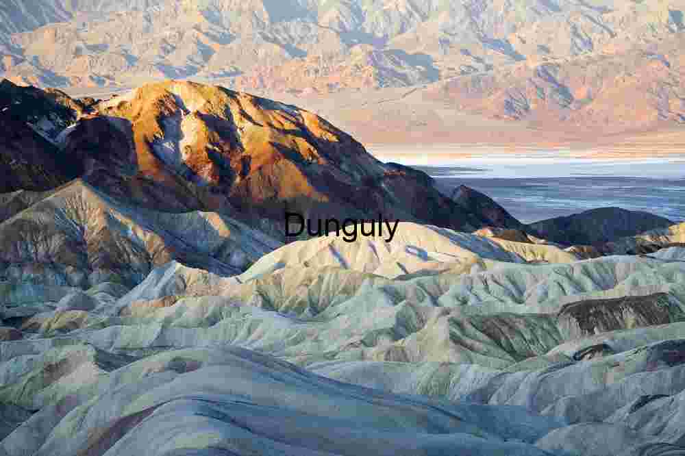 Earth’s Palette: Layered Badlands Across Salt and Stone