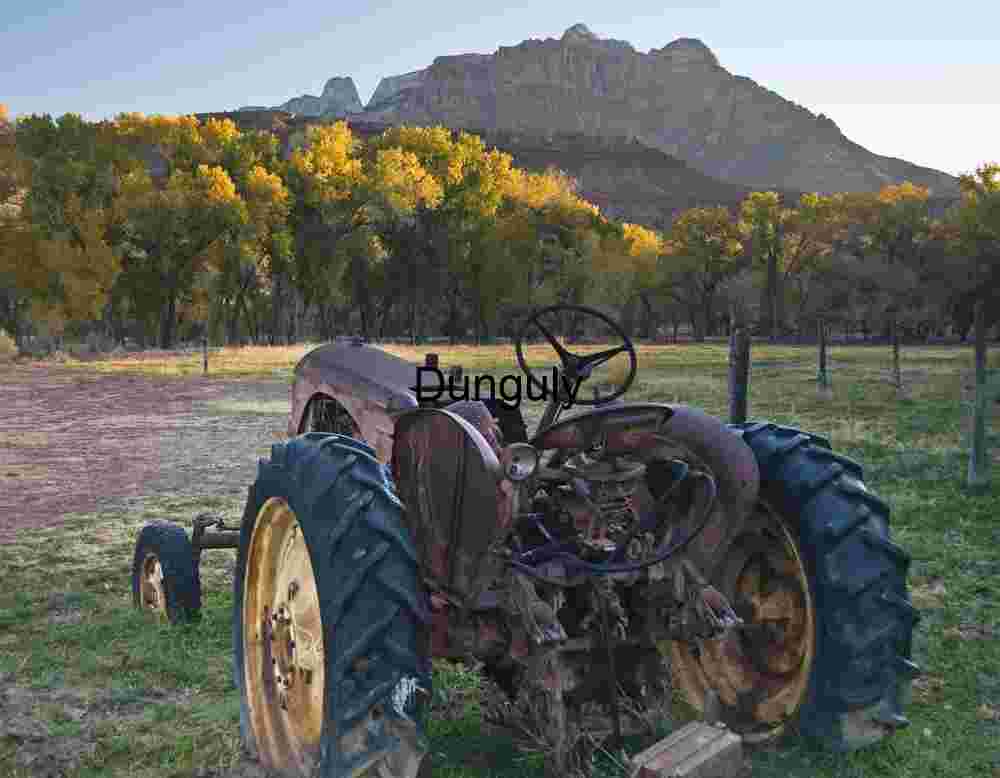 Abandoned tractor, Grafton Ghost Town