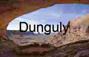 Ancient Ruin Overlook: Canyonlands Desert Landscape