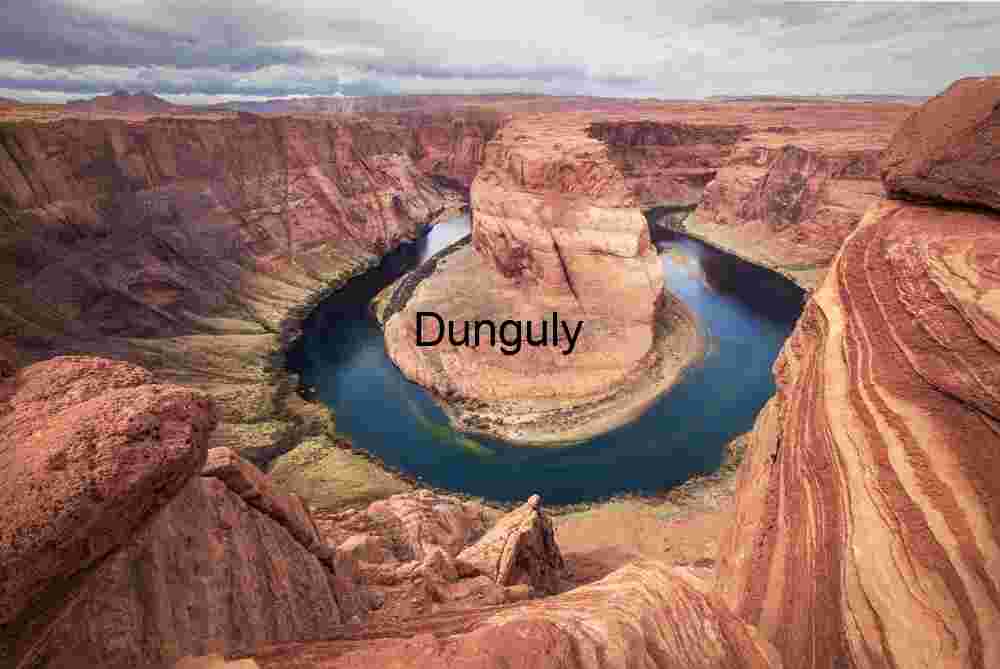 Horseshoe Bend near-far composition with an 11 mm super-wide lens; Page, Arizona