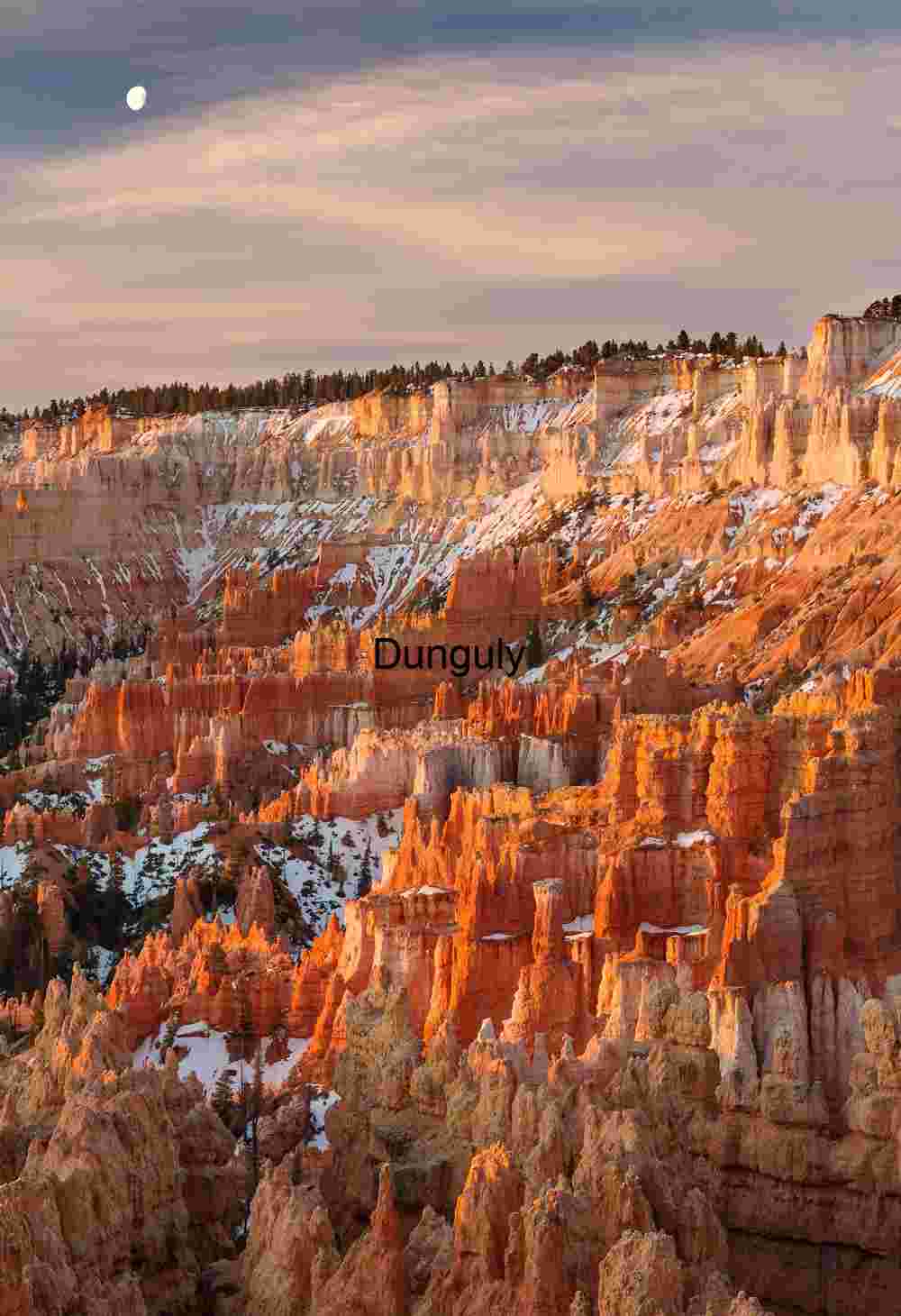 Bryce Canyon: Glowing Hoodoos | Moonset at sunrise from Sunset Point