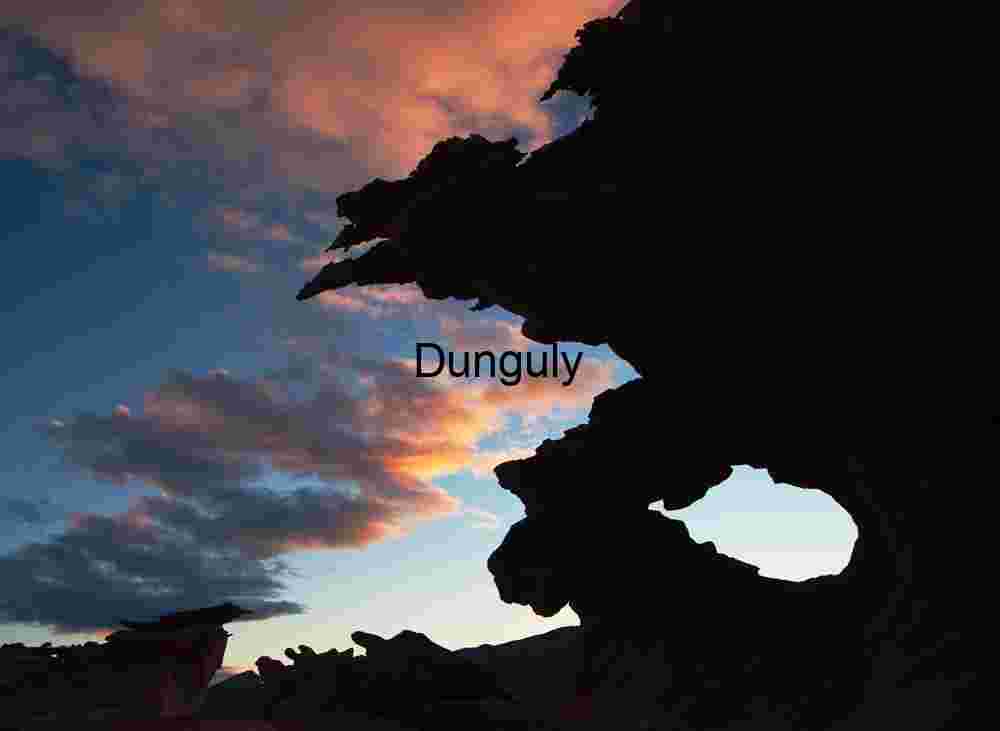 Sillhouette | Golden Desert Rock Formation Art