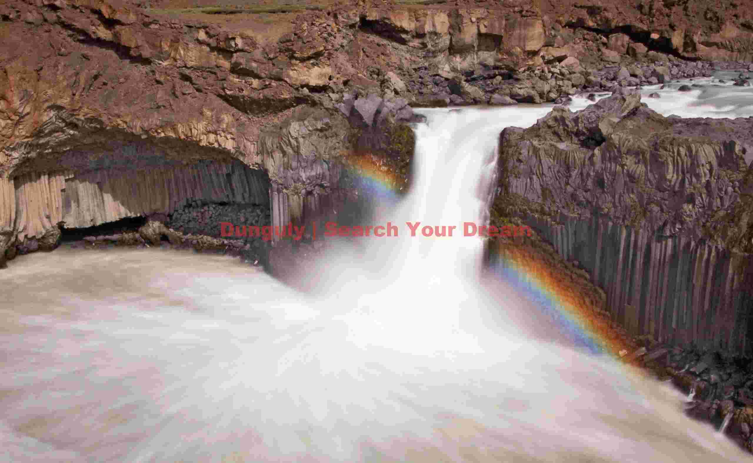 Aldeyjarfoss rainbow