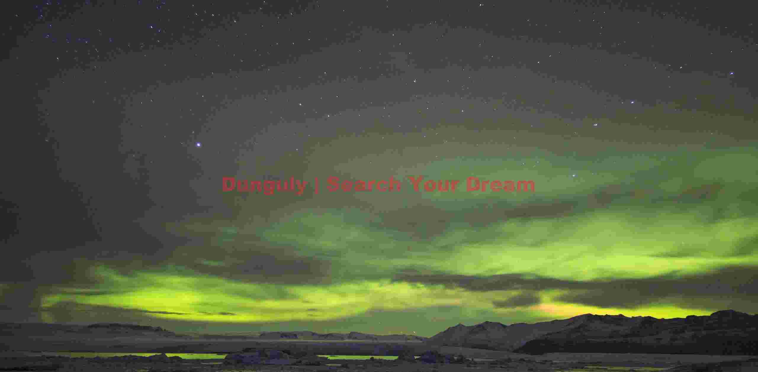 Aurora Emerging on the Horizon at Jökulsárlón