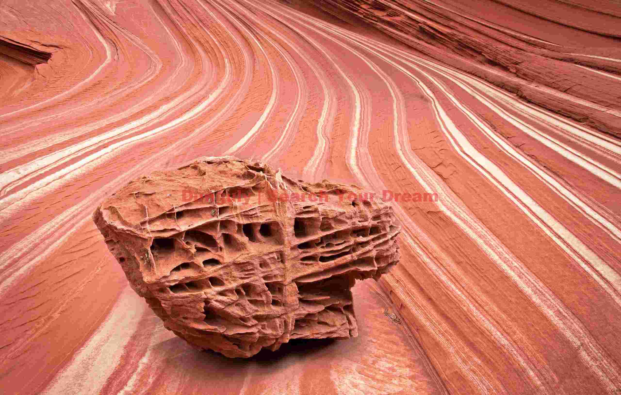 Boneyard boulder transposed - Coyote Buttes South