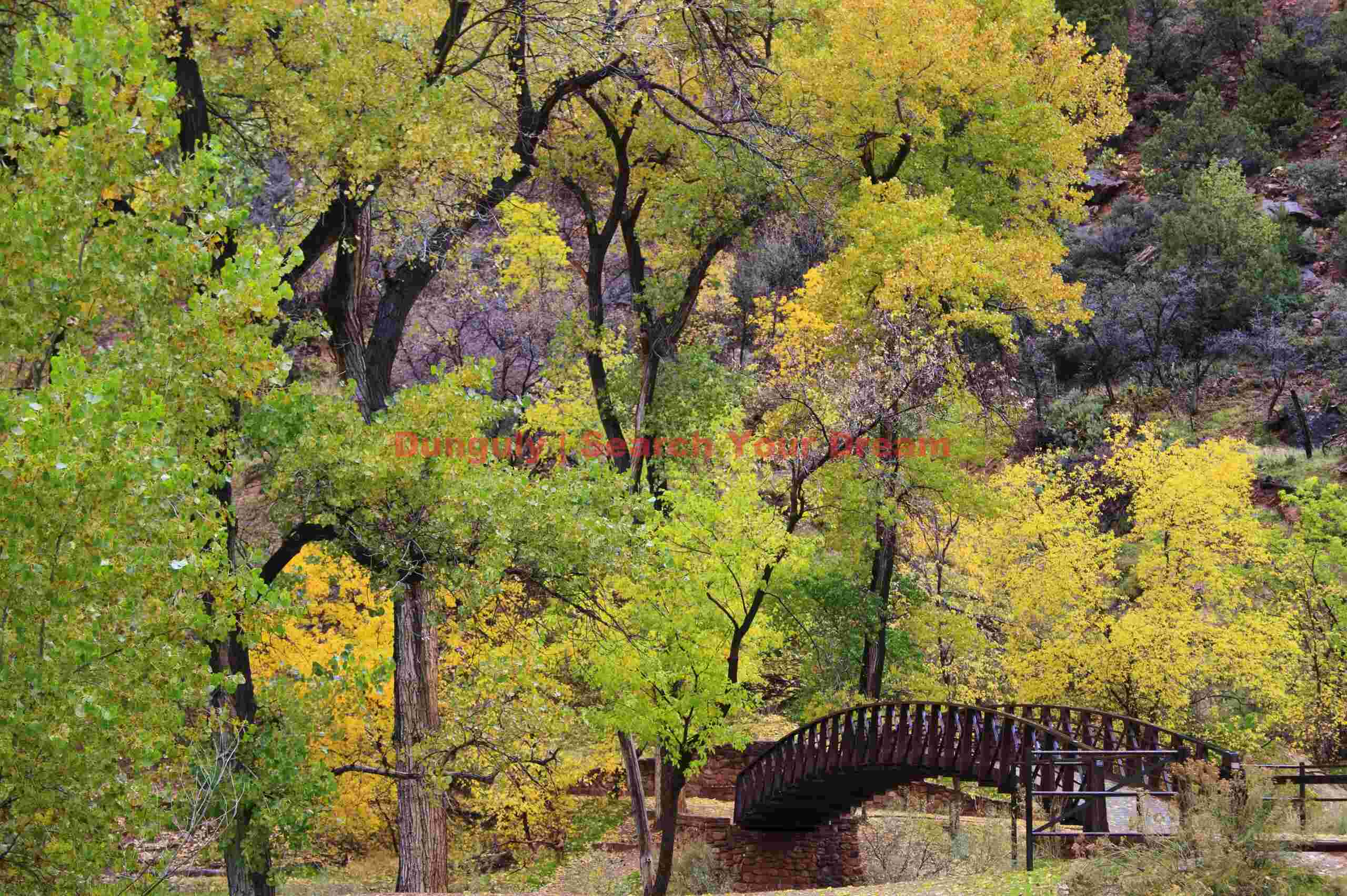 Gateway to Emerald Pools