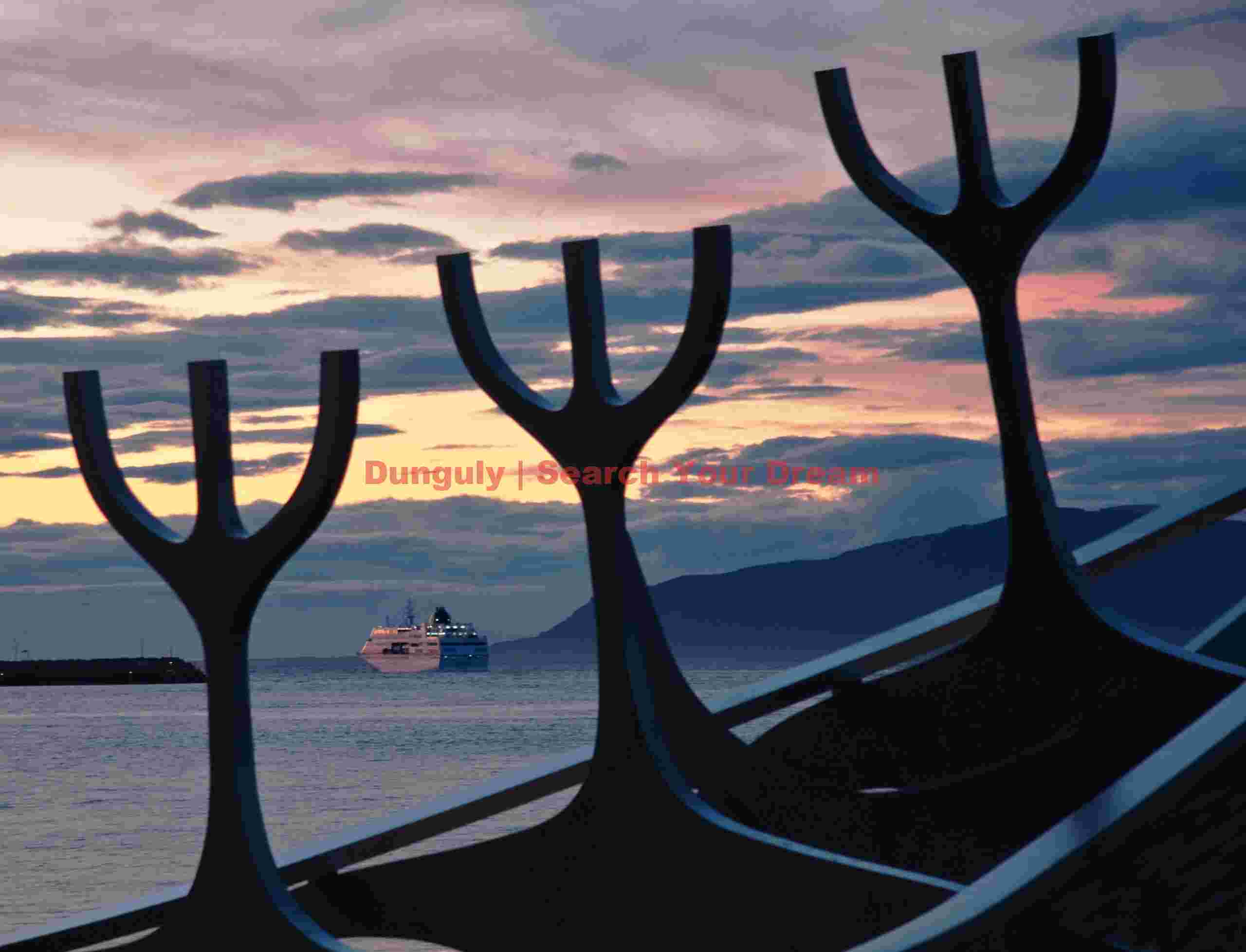 Cruise ship and Solfario