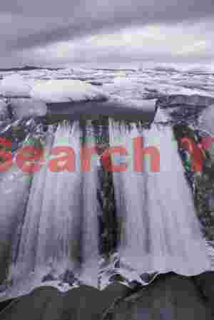 Glacial Ice Formation at Curtain ice Jökelberg