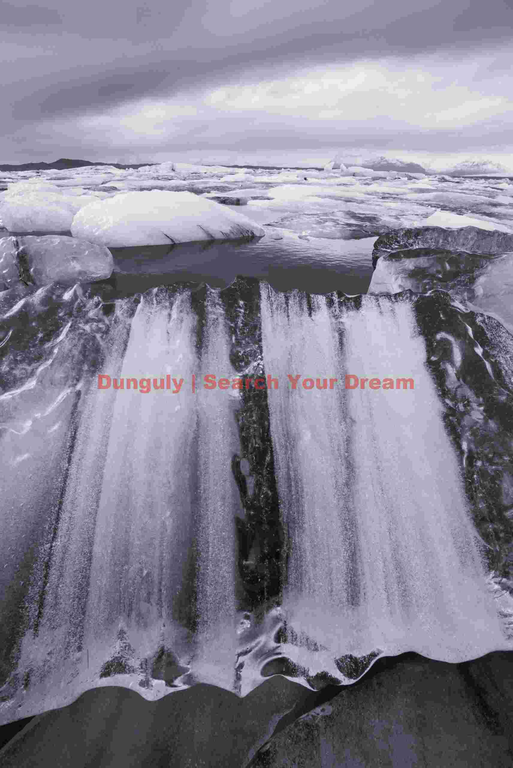 Glacial Ice Formation at Curtain ice Jökelberg