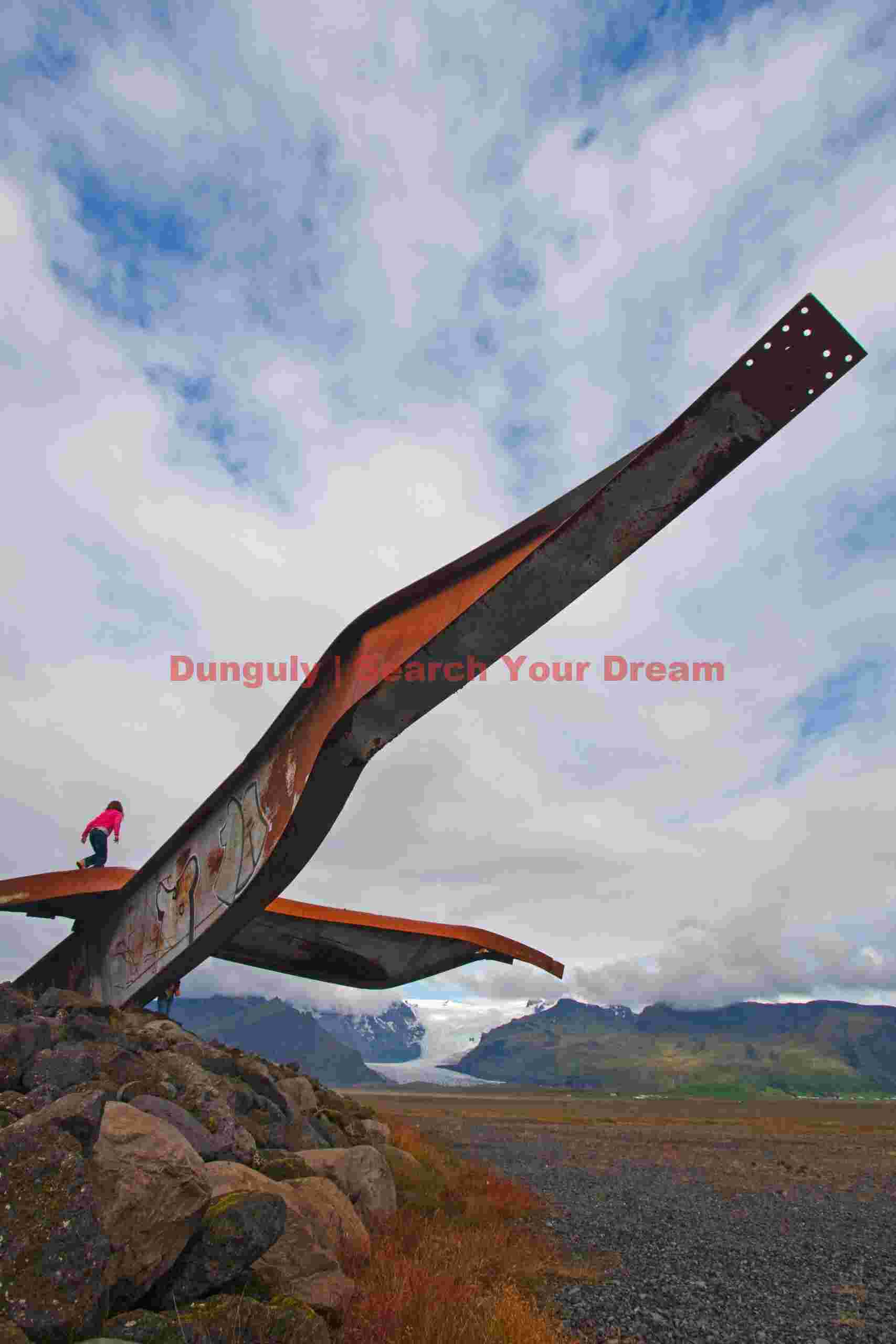 Destroyed highway 1 bridge, Skeidararsandur