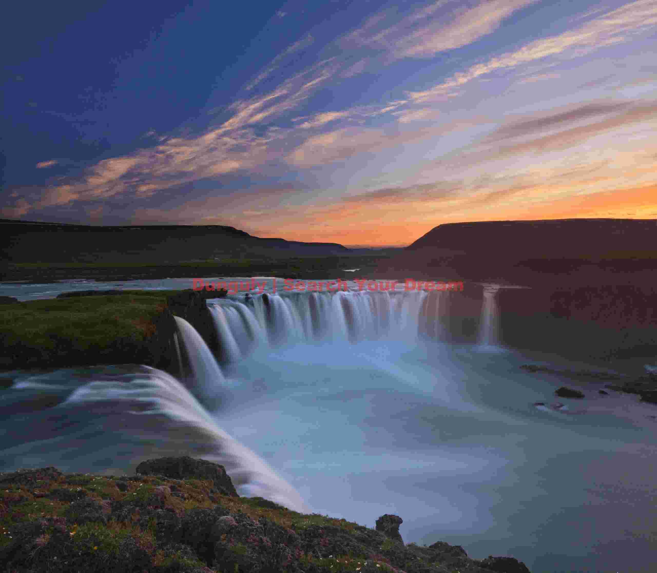 Godafoss, midnight