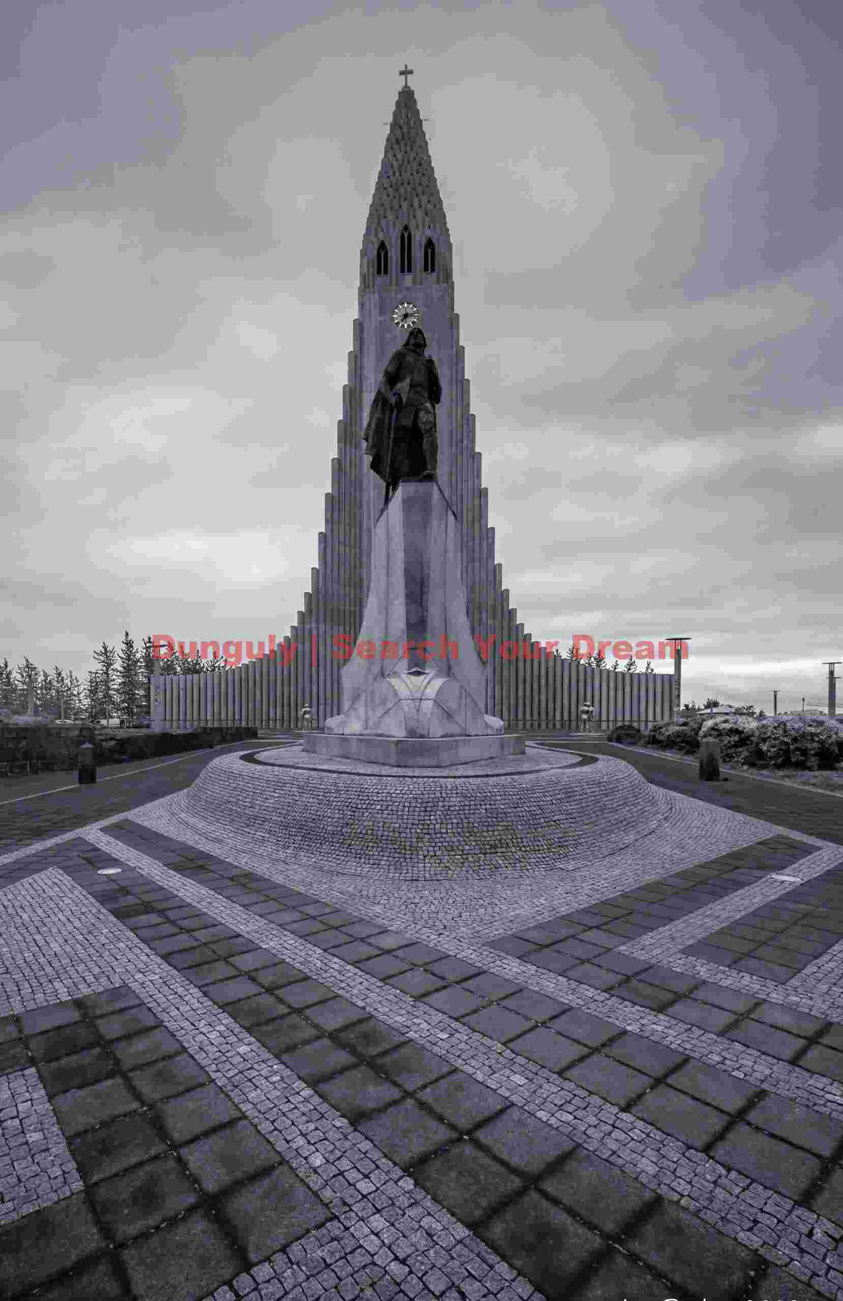 Hallgrimskirkja plaza with statue of Leif Erricson; Reykjavik