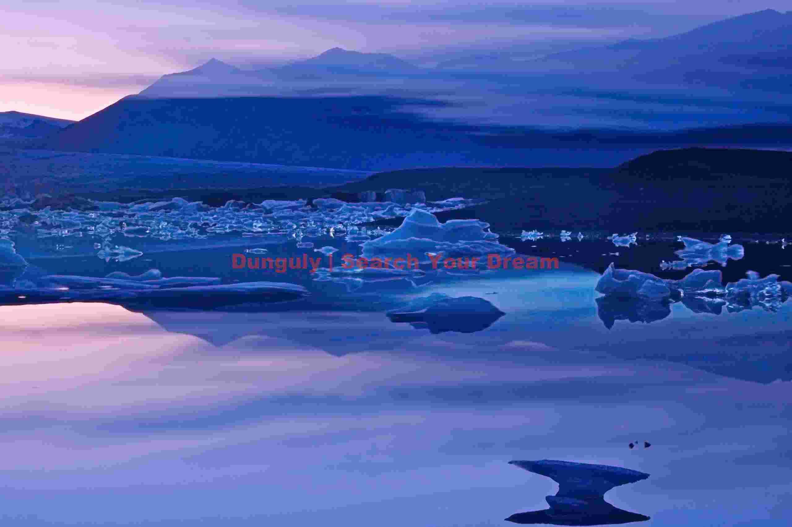 Iceland Landscape: Jokulsarlon - magenta mists