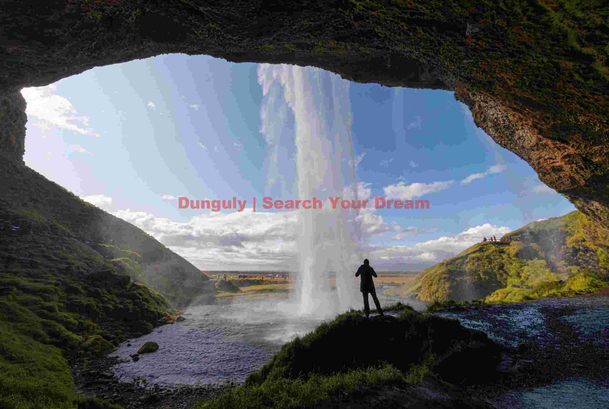 Photographer behind Selandjafoss