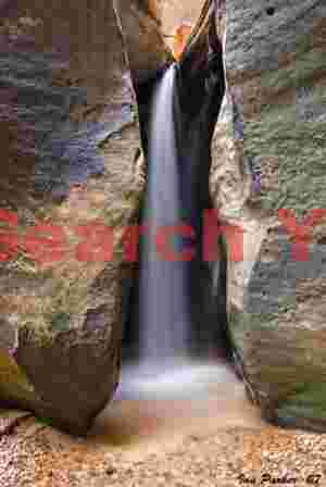 Hidden Alcove Falls - Recessed Cascade