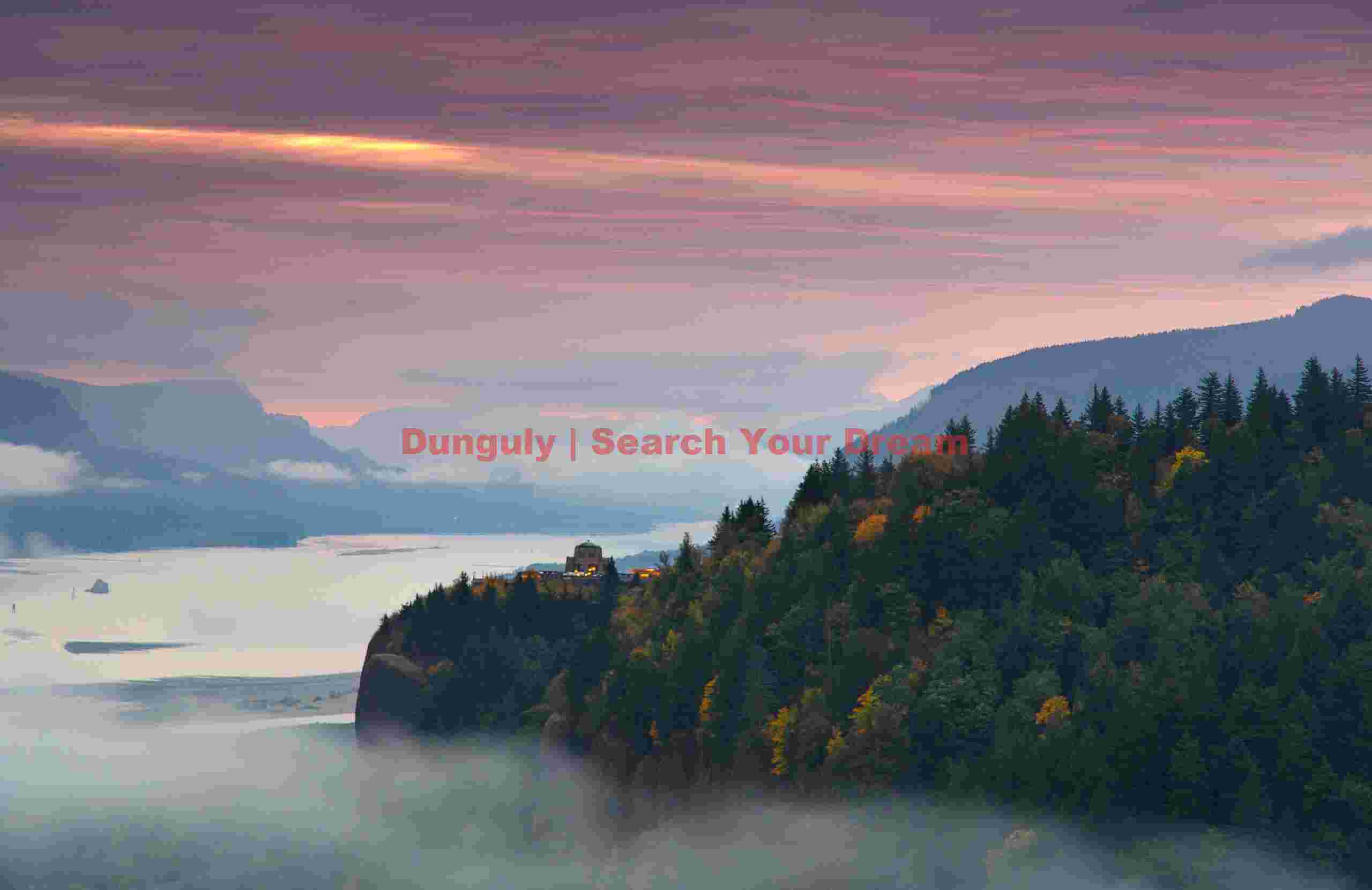 Vista House Above Mist, Columbia River Gorge, Oregon