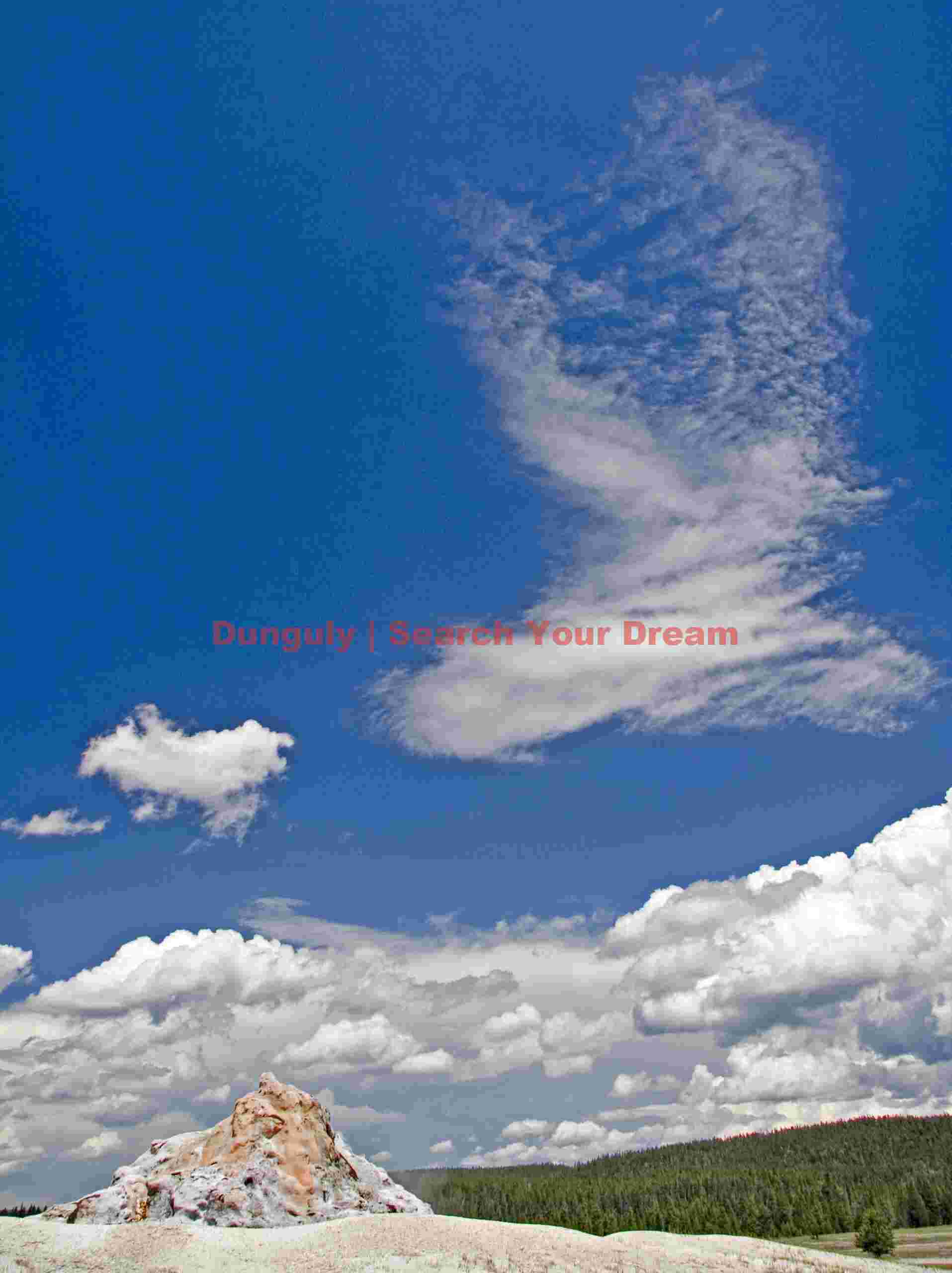 Yellowstone - dry geyser and cloud