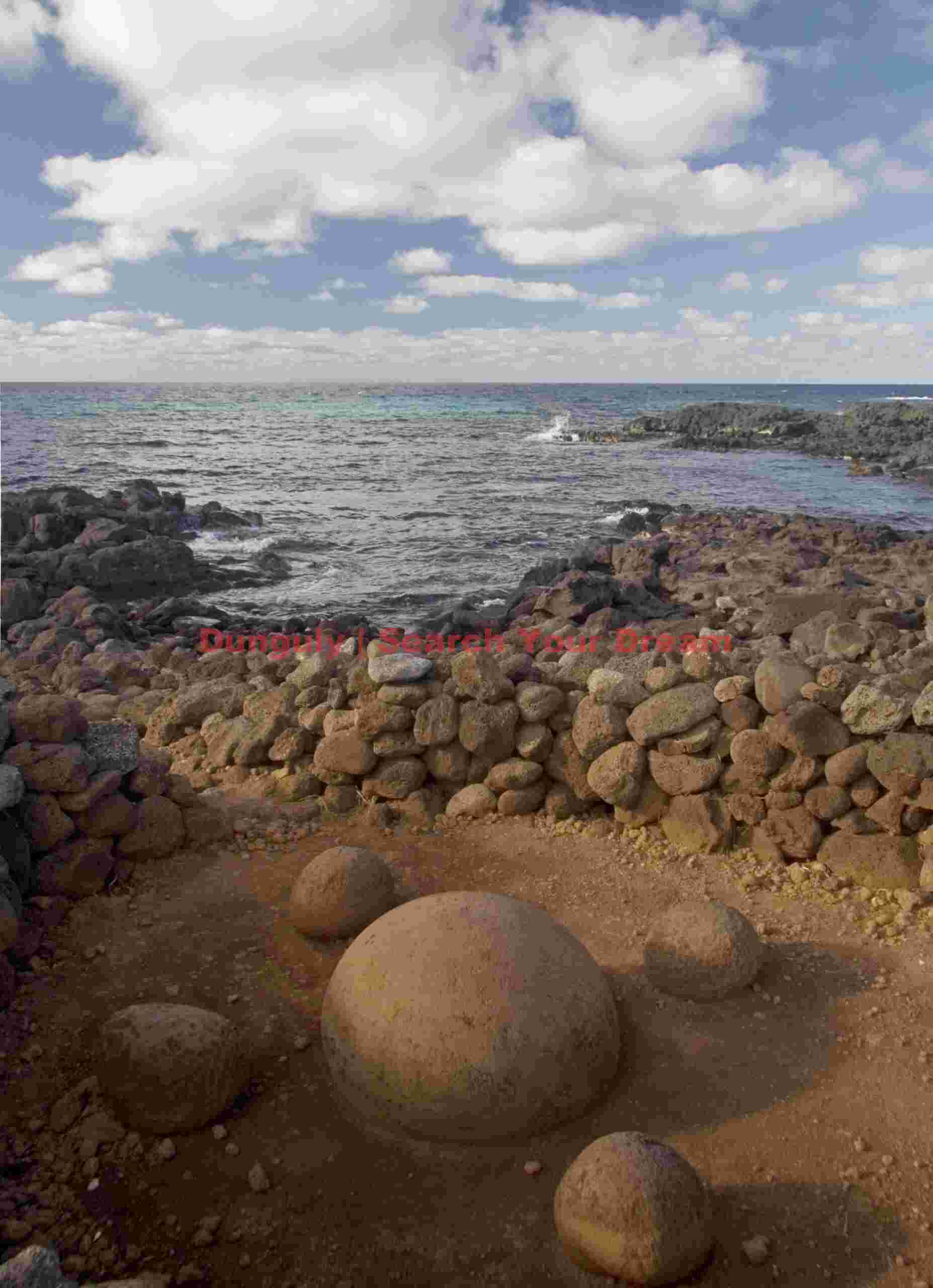 Easter Island - Tongariki Area - 'navel of the Earth'