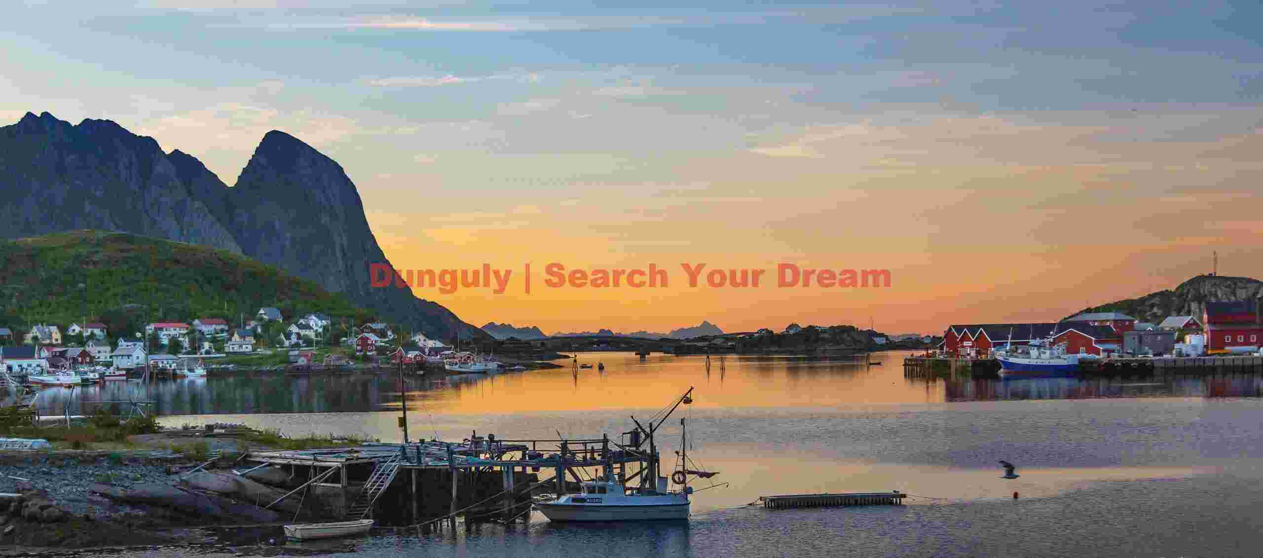 Golden light over Reine