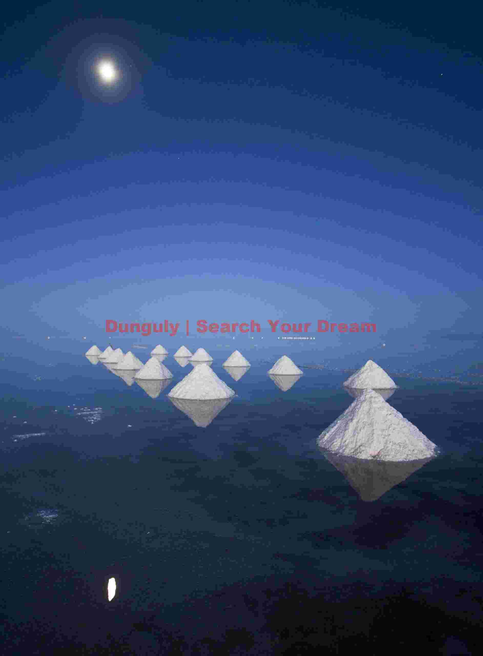 Offset moonand salt cones