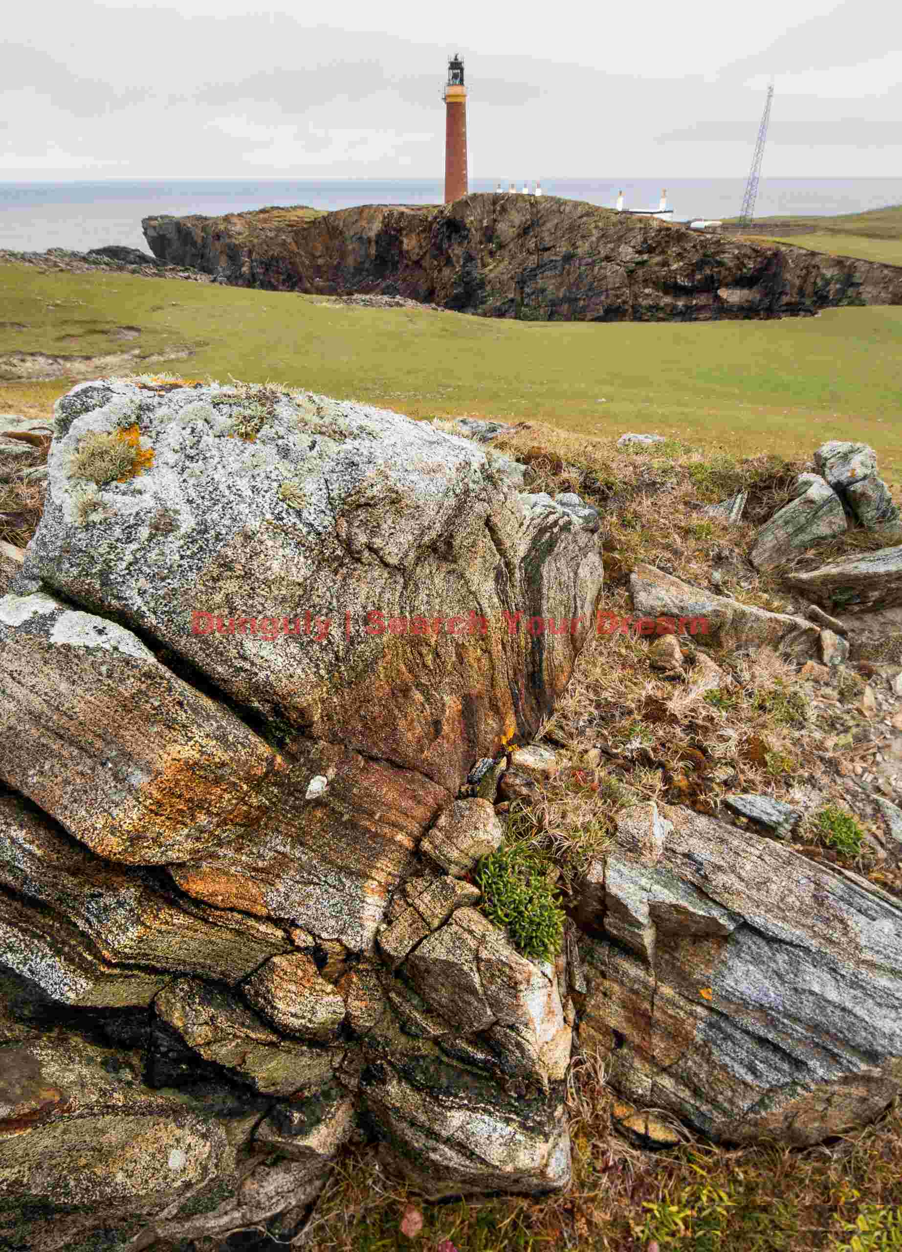 Stephenson lighthouse and precambrian rock exposute