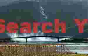 Stockfish drying rack and bridge to Fredvang