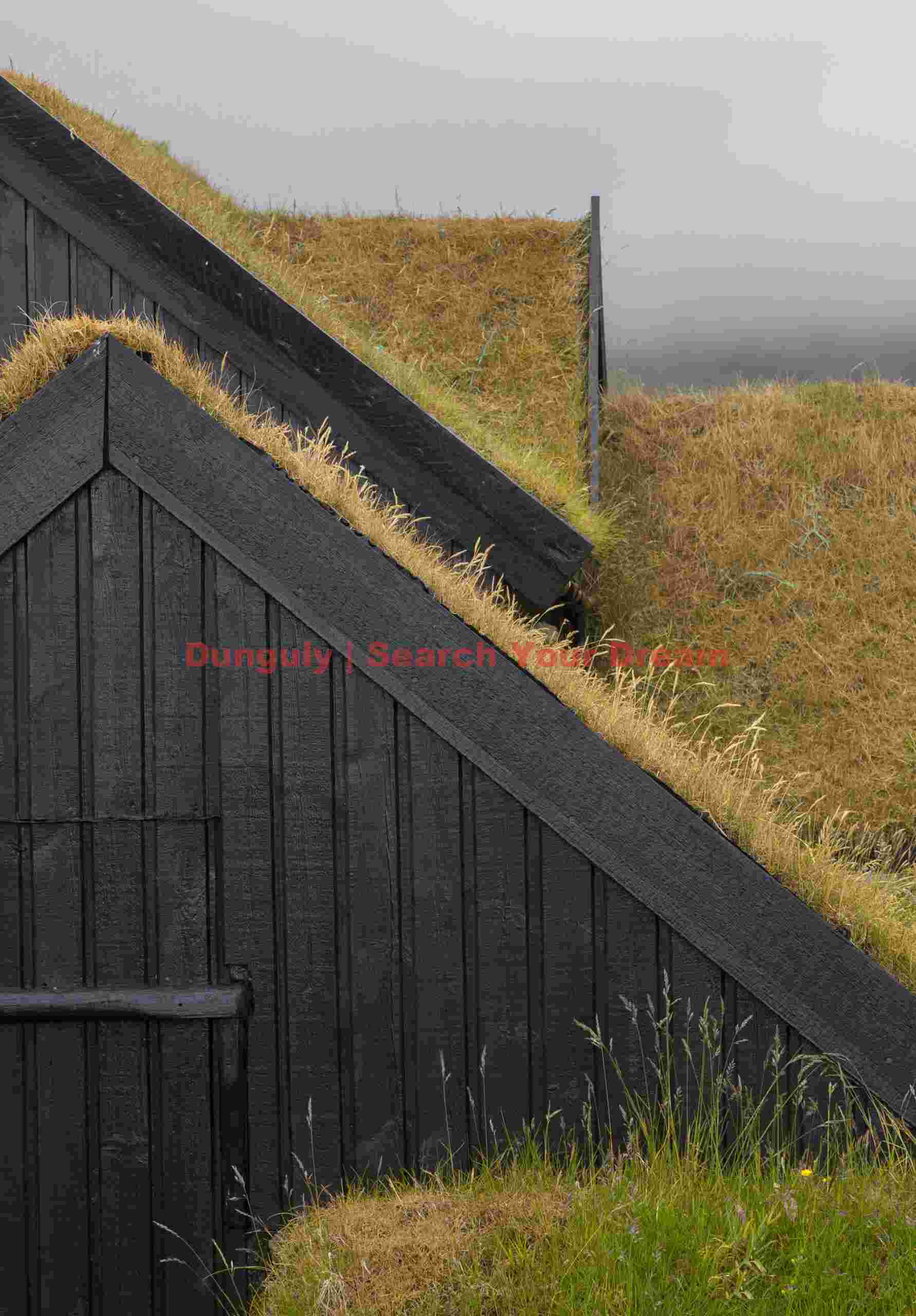 Turf roof diagonals