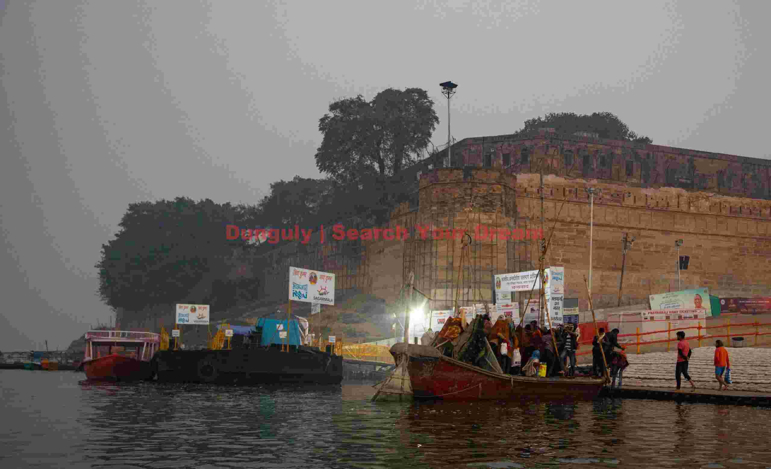 Boat launch on the Yamuna river
