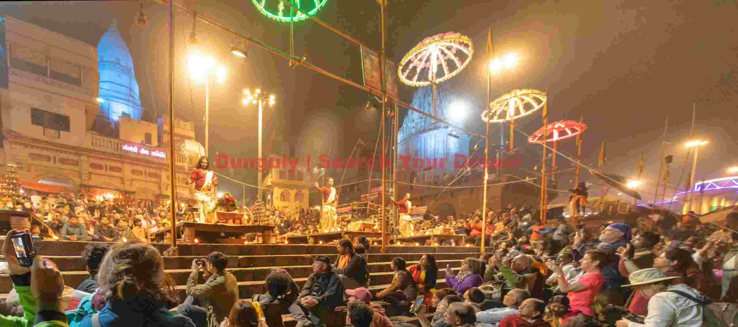 Crowd gathered for the Aarti ceremony