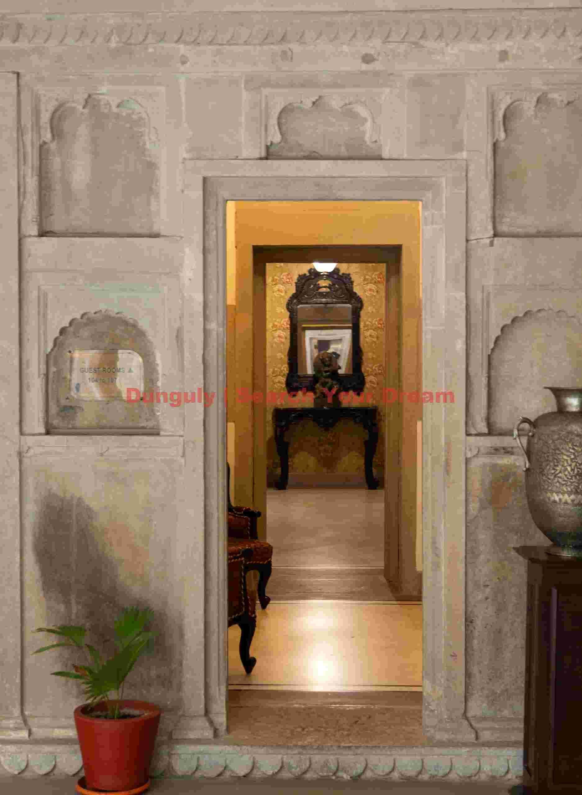 Golden doorway - Brijrama Palace