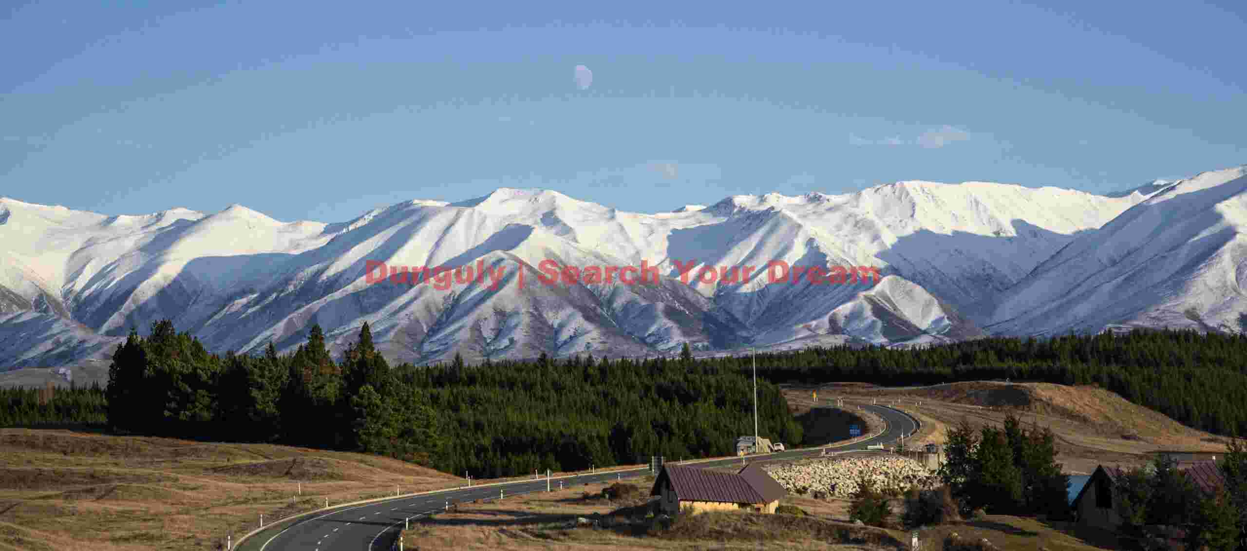 Moonset over the Southern Alps from the visitor center at Lake Pukaki