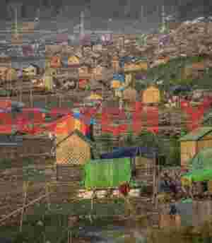 Shanty houses along the Ayerwaddy riverbank